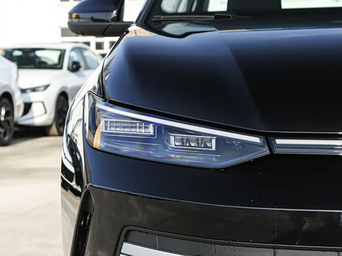 2026�� Pro 300TSI ���ݰ�