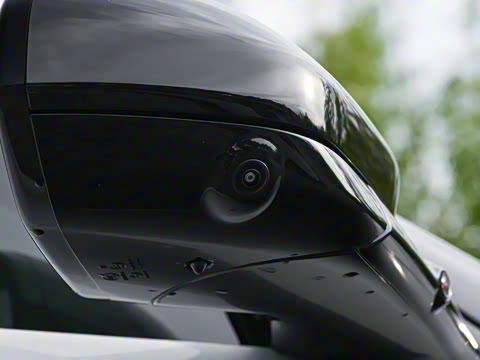 2025�� 240����Ultra