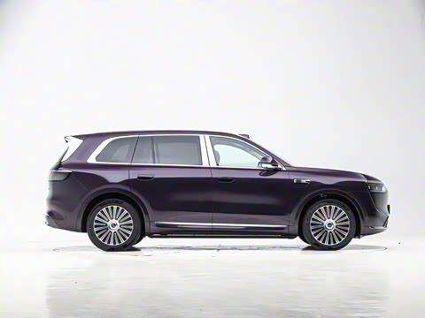 2025�� ���� Ultra ����������