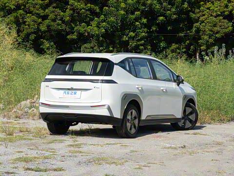 2025�� Plus 430 ������