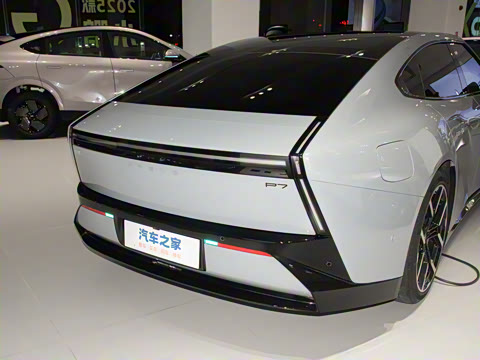 2025�� 702 ������ Ultra