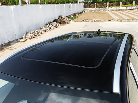 2027�� 2.0T ˫�������������