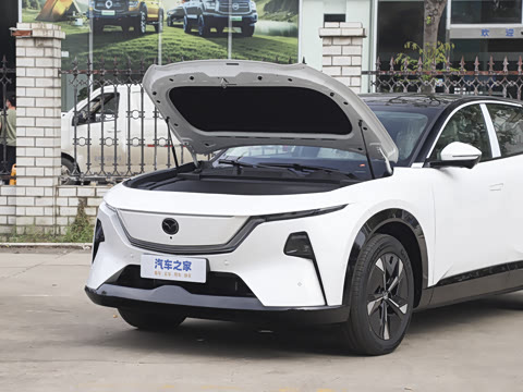 2025�� ����200 Pro