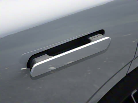 2025�� 240����Ultra