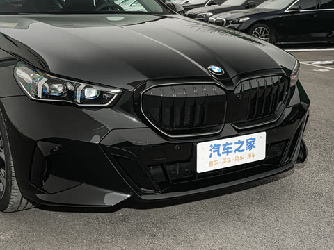 2026�� �Ŀ� 530Li ������ M�˶���װ