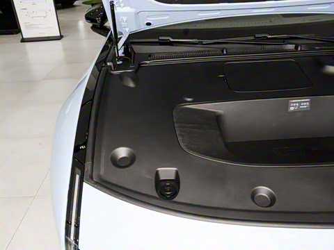 2025�� 702 ������ Ultra