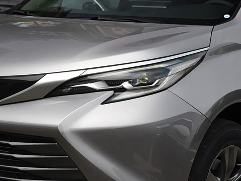 2027�� 2.5L ˫������������