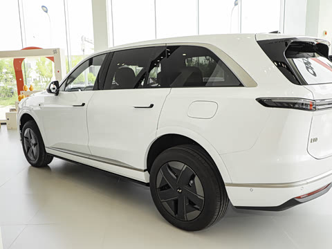 2025�� Max ������