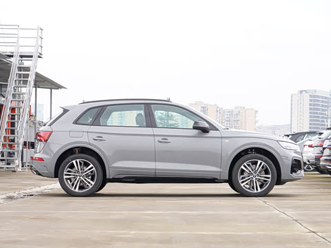 2026�� 45�����ذ� 40 TFSI ����������