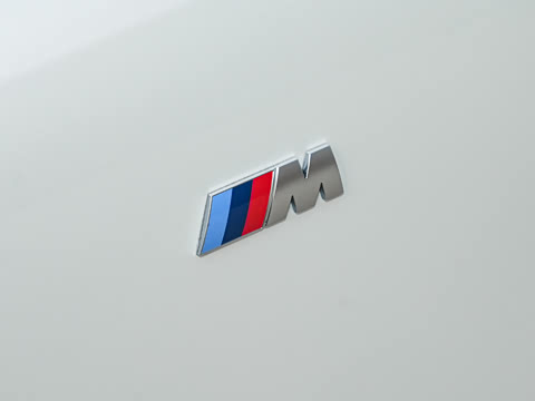 2026�� xDrive30L ������ M�˶���ҹ��װ