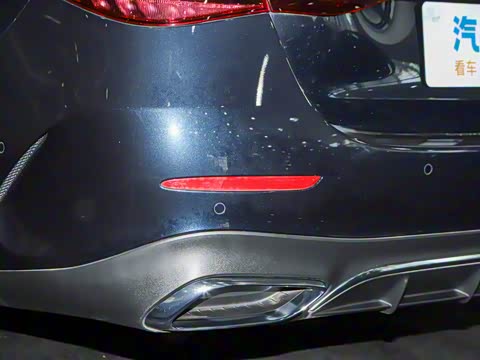 2024�� E 350 e L ���ʽ��϶����˶��γ�