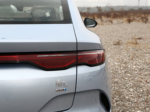 2025�� EV 470KM������