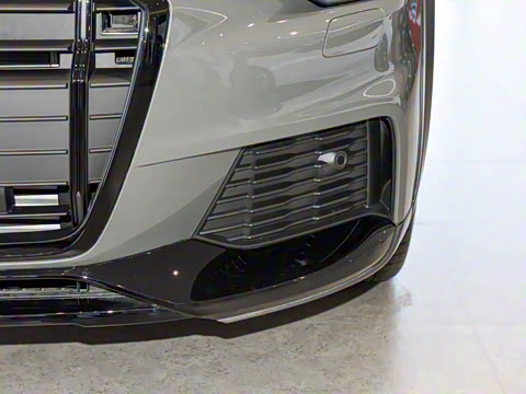 2025�� allroad quattro 55 TFSI ��̽�ռ�