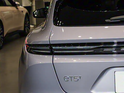 2025�� Զ����װ�޶��� 100kWh Touring