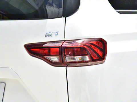 2025�� 2.0L CNG�м�Ӫ�����ʰ� 9��