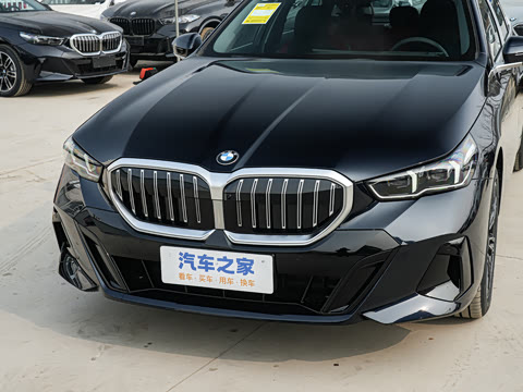 2026�� �Ŀ� 530Li ������ M�˶���װ