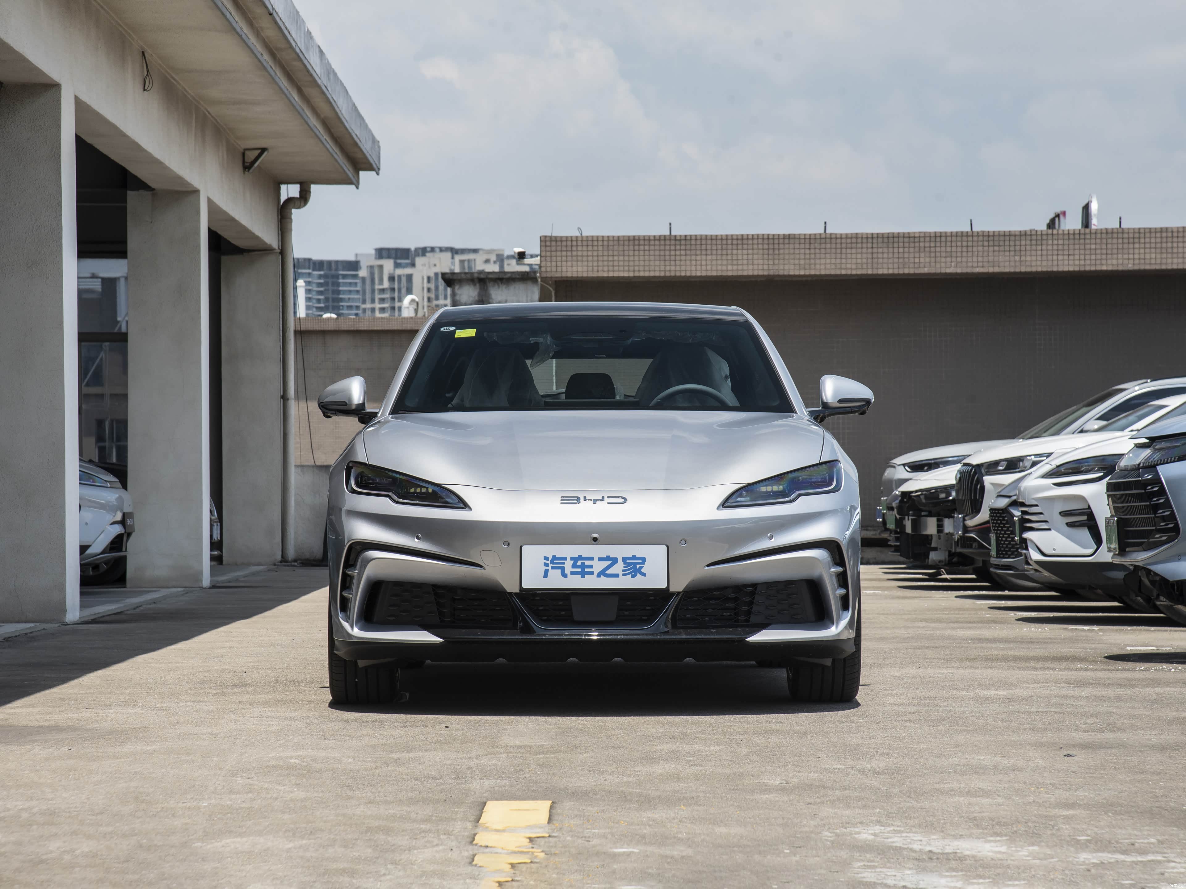 BYD SEAL, миниатюра 10