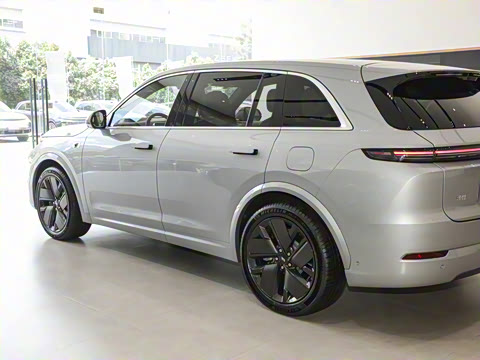 2025�� Pro ���ܻ��°�