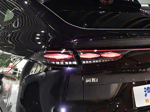 2025�� 670 Max��