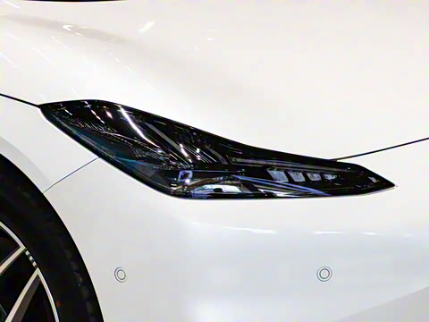 2025�� 710 Max��