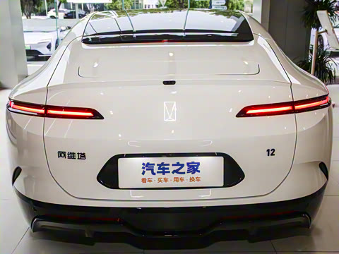 2025�� �Ŀ� Max�����