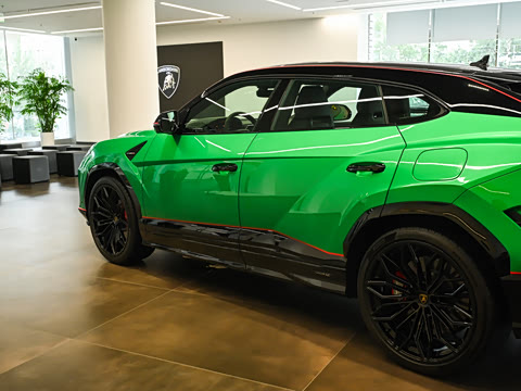 2026�� 4.0T Tettonero �ر��