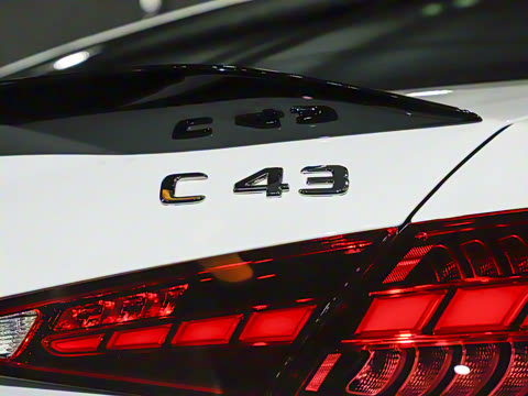 2025�� AMG C 43 4MATIC