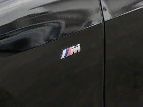 2025�� xDrive 40Li ������M�˶���ҹ��װ