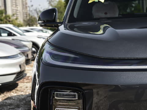 2025�� 215����������