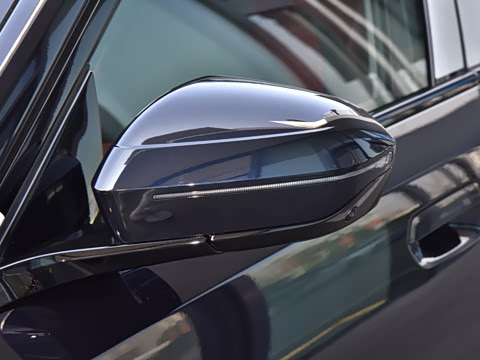 2026�� �Ŀ� eDrive 40L M�˶���װ