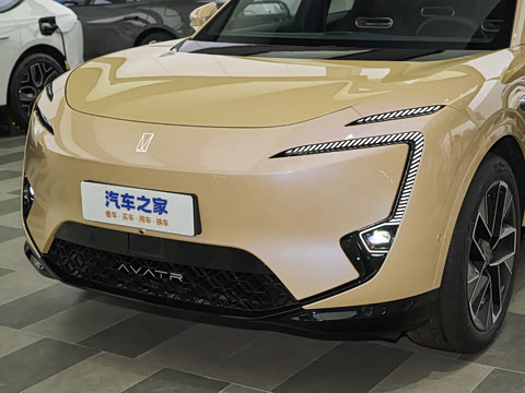 2025�� �Ŀ� Max ���̰�