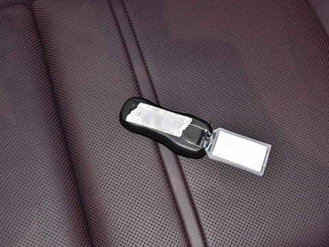 2026�� Cayenne Coup�� 3.0T