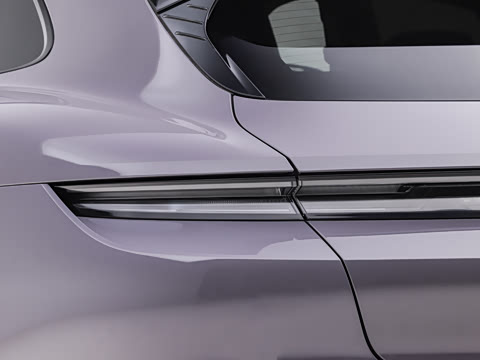 2026�� Taycan 4 Cross Turismo