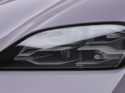 2026�� Taycan 4 Cross Turismo