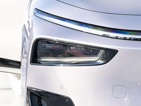 2026�� ���� 1704 Max �콢��