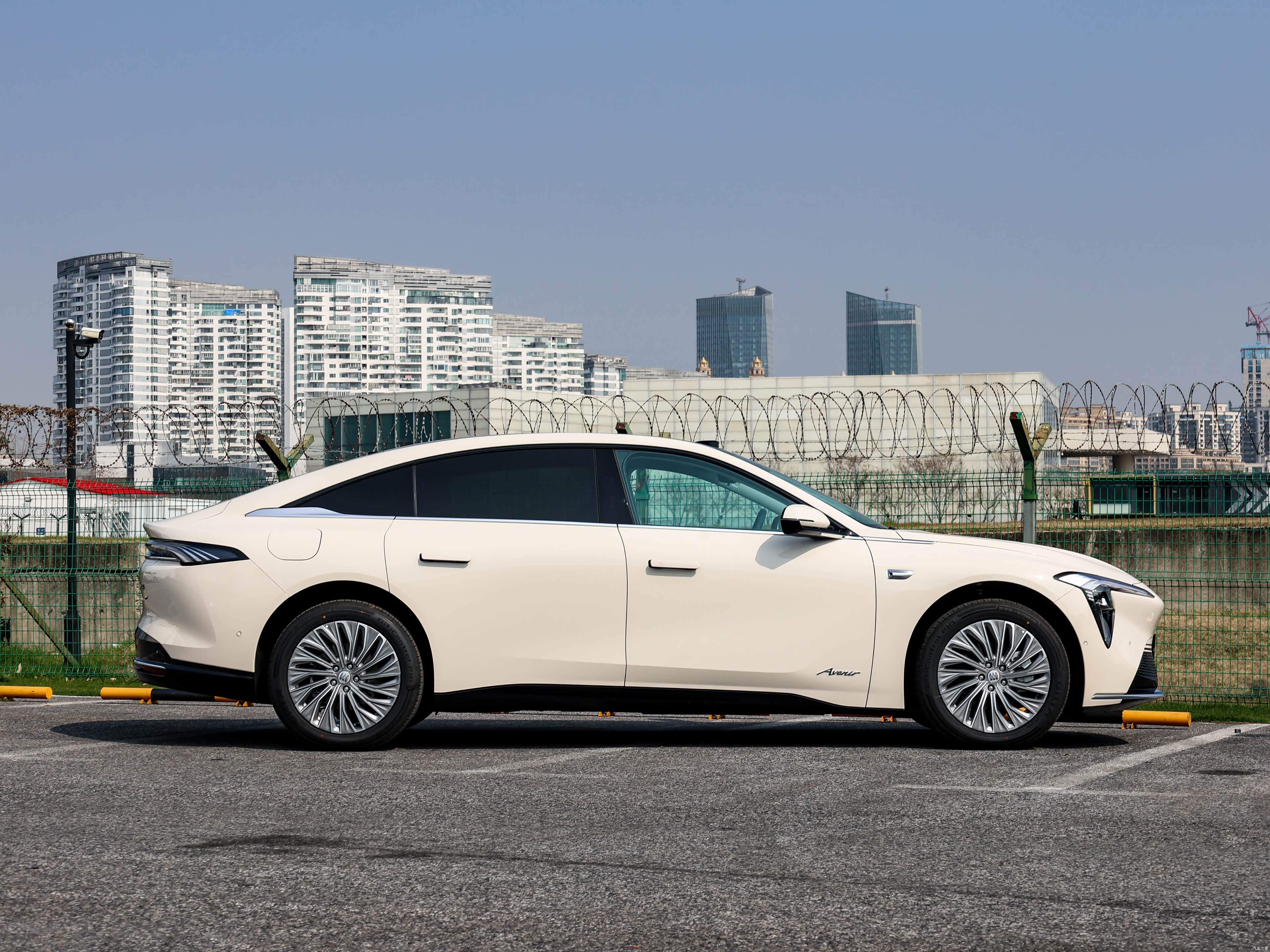 Buick L7, миниатюра 8