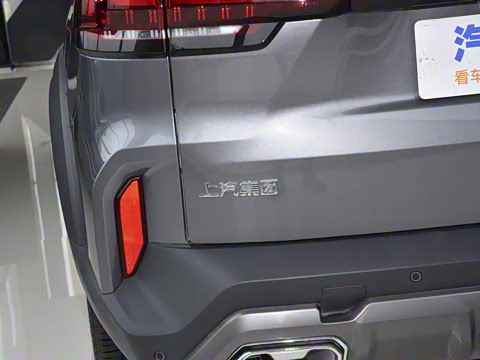 2023�� 2.0T ���;�Ӣ�� 7��