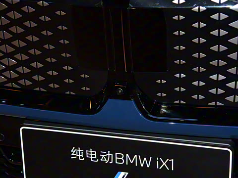 2025�� xDrive30L M�˶���ҹ��װ