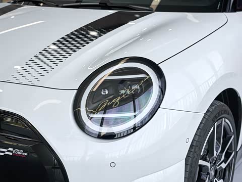 2026�� 463km COOPER SE ������