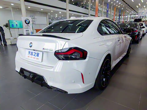 2024�� M240i