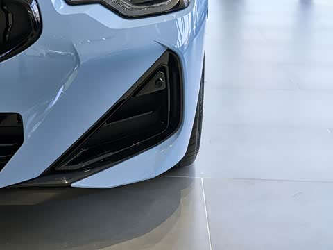 2026�� M240i xDrive