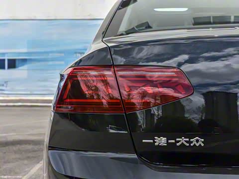 2025�� �Ŀ�� ������ 330TSI DSG������