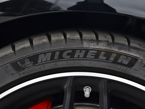 2026�� AMG A 45 S 4MATIC+