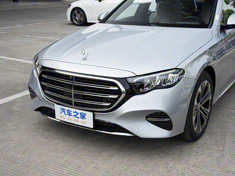 2026�� E 300 L ������