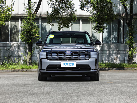 2027�� 2.3T EcoBoost ���� 6��