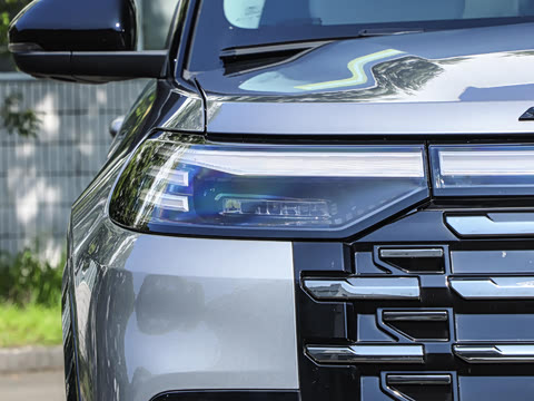 2027�� 2.3T EcoBoost ���� 6��