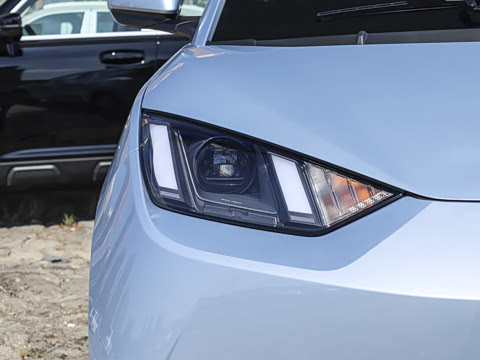 2025�� �Ǽݰ� 405km ���ڰ�