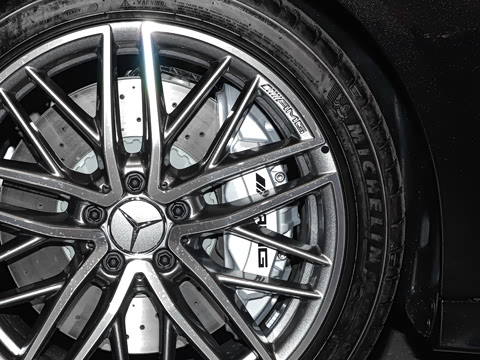 2026�� AMG C 43 4MATIC