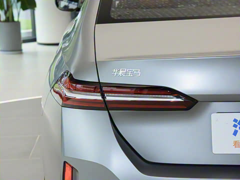 2025�� 525Li M�˶���װ