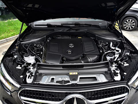 2026�� �Ŀ� GLC 260 L 4MATIC �����